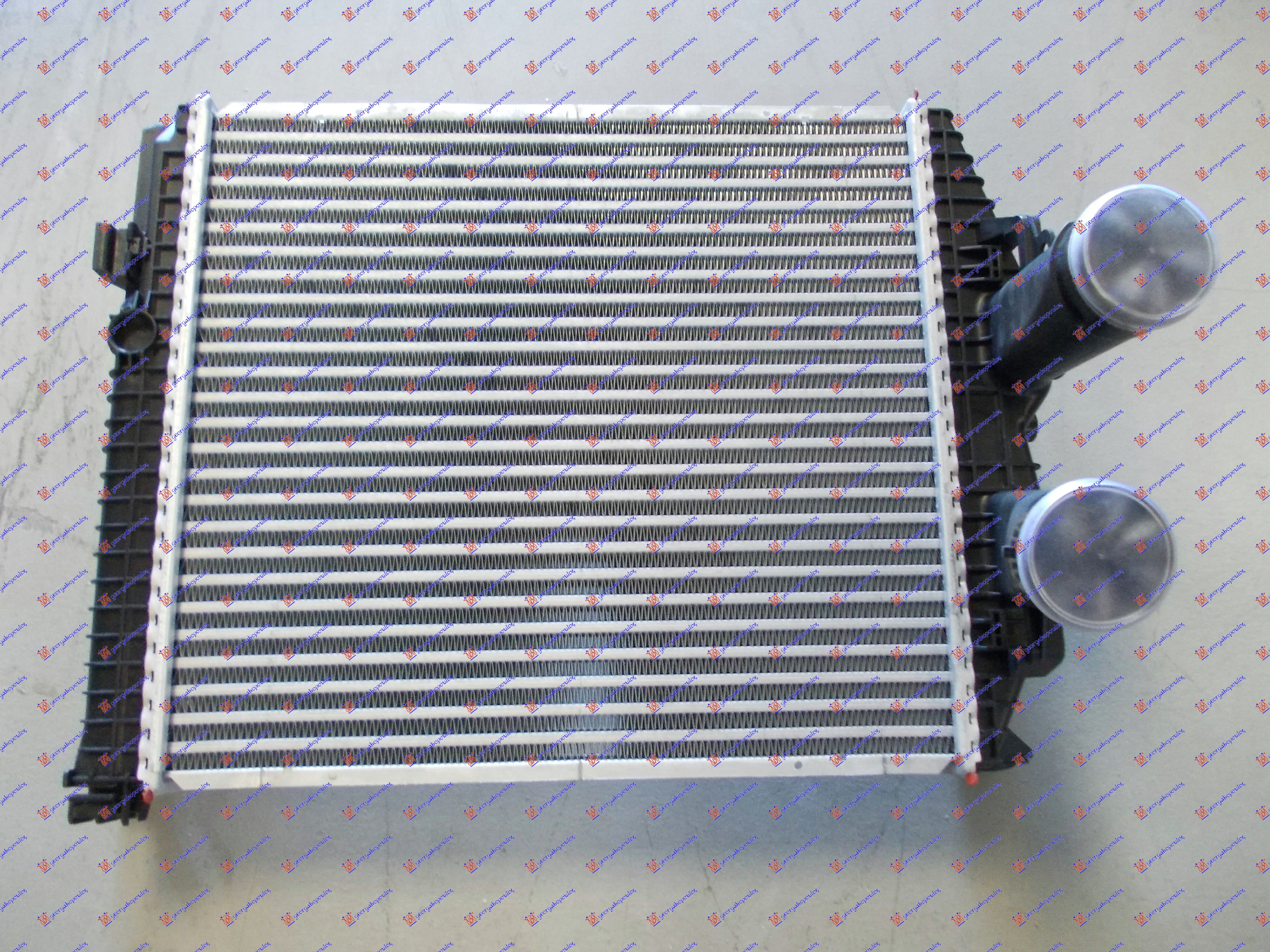 HLADNJAK INTERCOOLER (572x512x64)