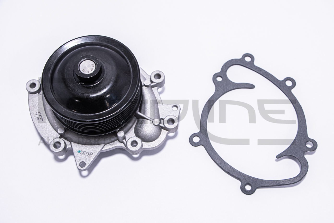 Pumpa rashladne tecnosti Chrysler 300C-Jeep Comander-zamenski rezervni deo