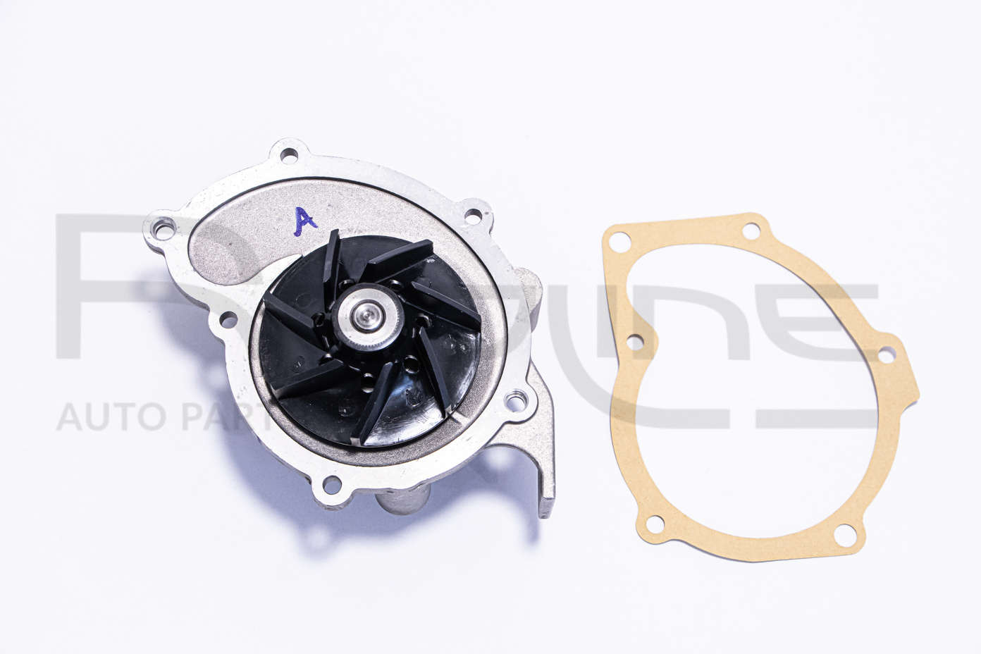 Pumpa rashladne tečnosti Tata Aria 2.2 Di-Tata Safari 2.2 TDiC-Tata Telcoline 2.2 TDiC-Tata Xenon 2.2 DiCOR-zamenski rezervni deo